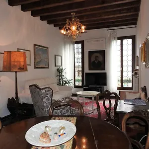 La Poetessa Venecia